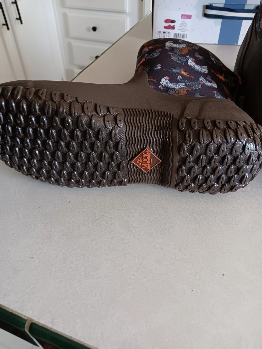 Womens Muck Boots With Chicken Design Size 8.